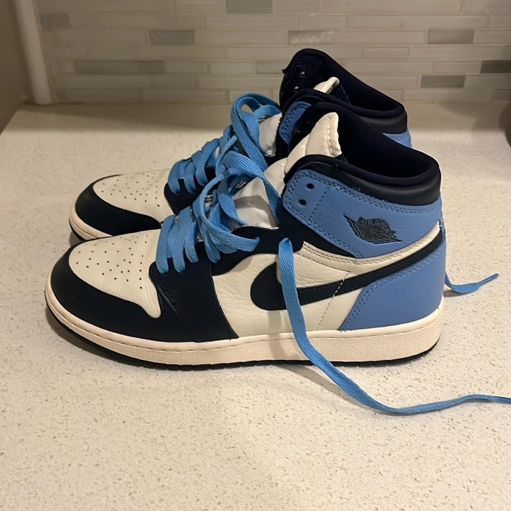 Mens nike air jordan retro high OG  size 6